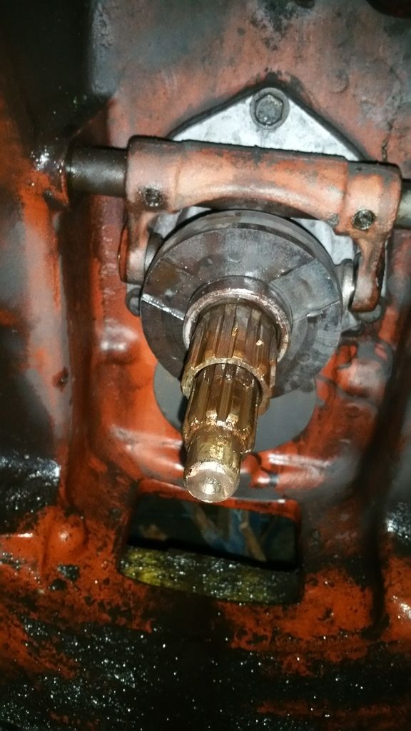 Type of Clutch. self adjusting or regular? 84 series Technical IH