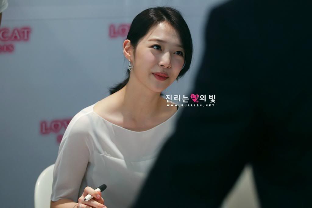  photo qzrBFk3_zps225e1072.jpg