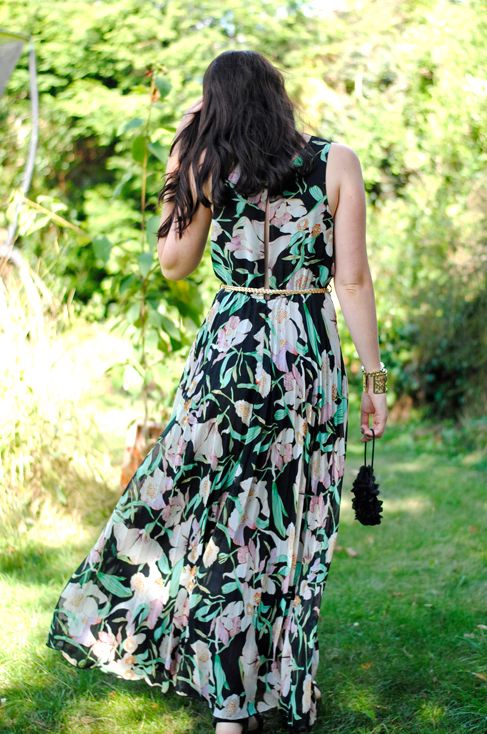  photo Aspire blogger challenge, Louche dress, blogger style challenge, floral crown, maxi dress, floral maxi dress,  _DSC0778.jpg