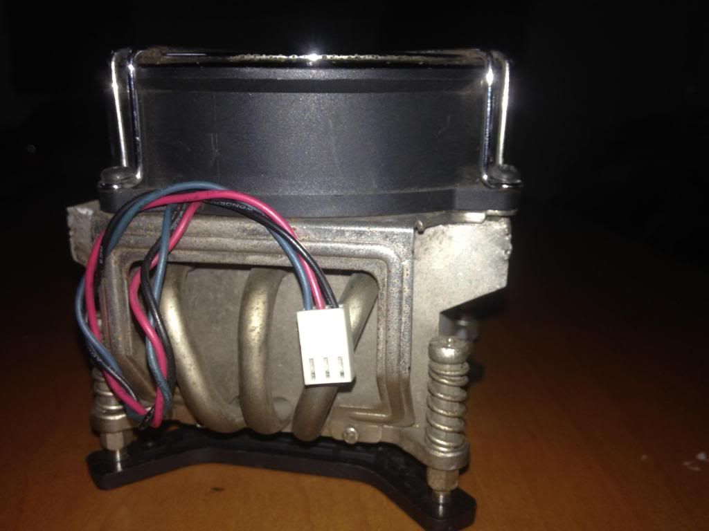 ***Bán bộ máy khủng long bạo chúa GA-P45T-UD3LR +  Q9550 cho ACE bắn trứng  nè*** - 1