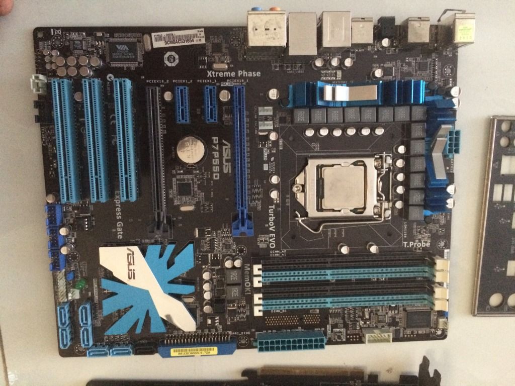 **Thùng máy Asus P7H55 / I5 750 / 4G/ Vga Hd6950 giá tốt** - 2