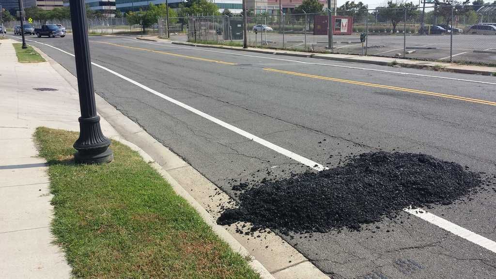 20150726%20Eads%20Lane%20Blockage_zpsl5v04k0b.jpg