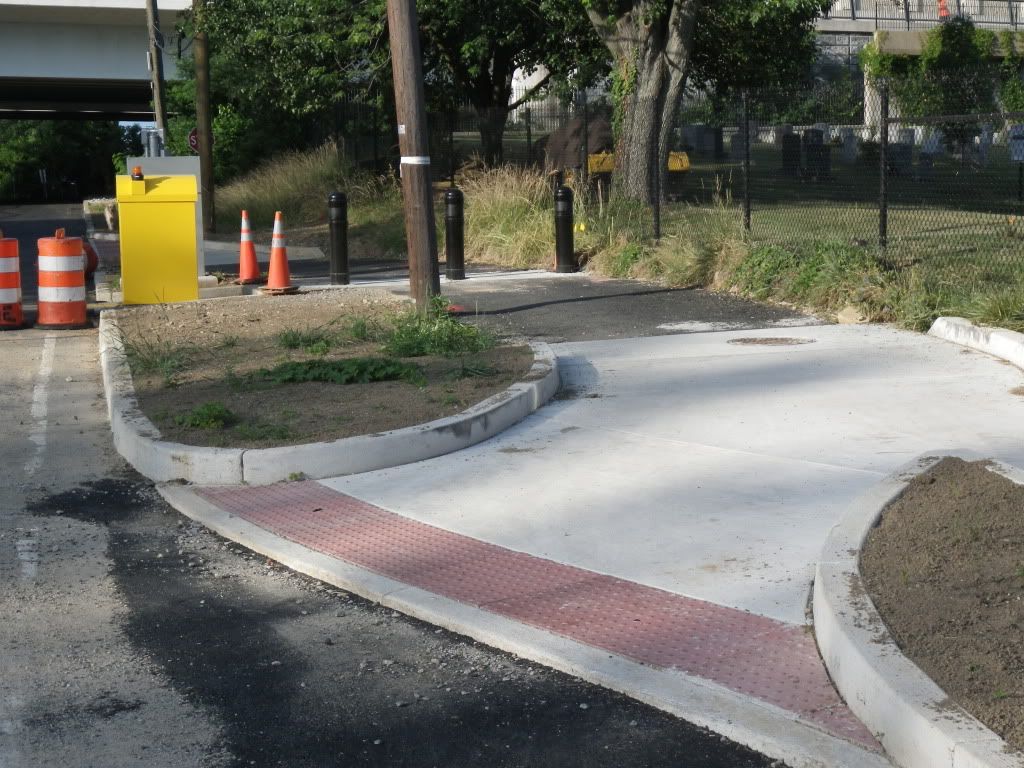 MVT-WilsonBridgeBollardsJun20121.jpg