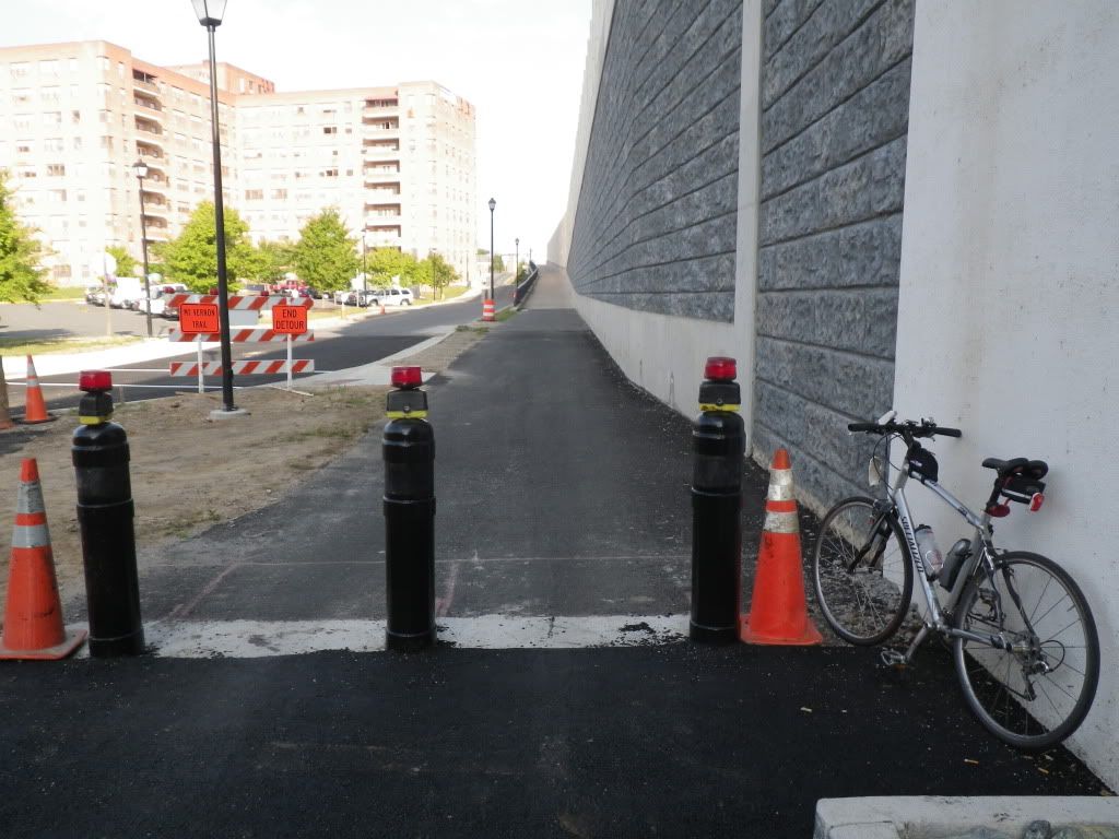 MVT-WilsonBridgeBollardsJun20125.jpg