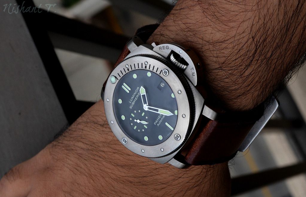 TimeZone Officine Panerai Pleas help me choose 305 vs 372