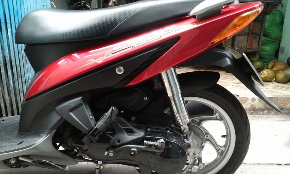 Click 110cc màu Đỏ , xe đăng ký 2011 , mới ODO được 8.000km , mới 99,99% - 3