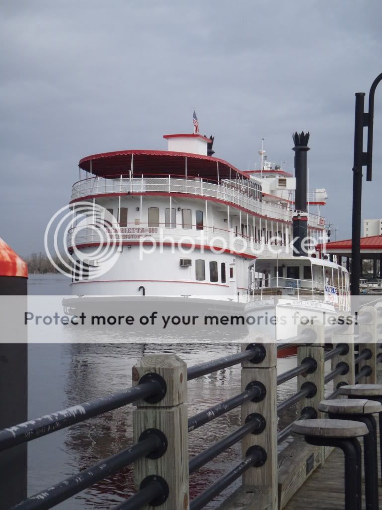 Riverboat in Downtown Wilmington - Find information on New Hanover County Libraries